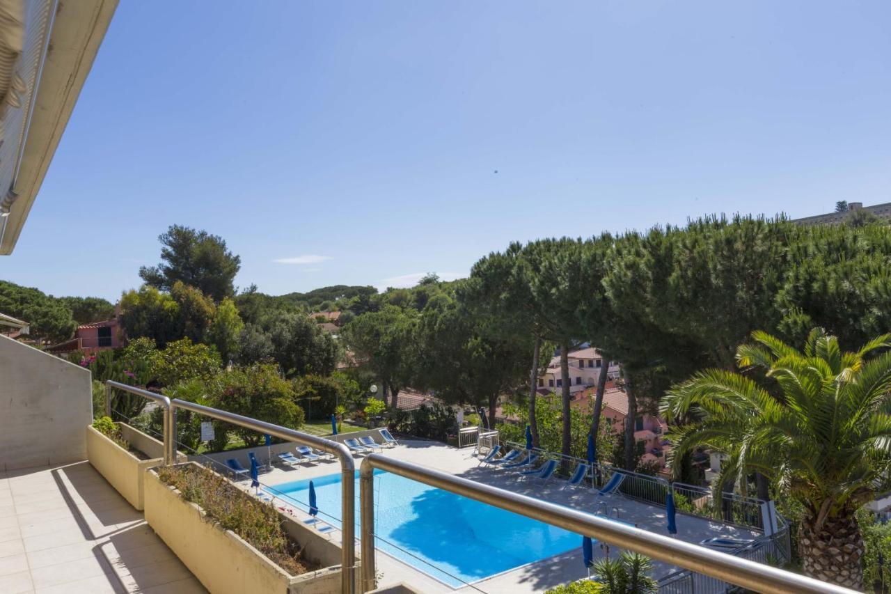 Appartamenti Residence Il Porto 13 E 16 Porto Azzurro Extérieur photo