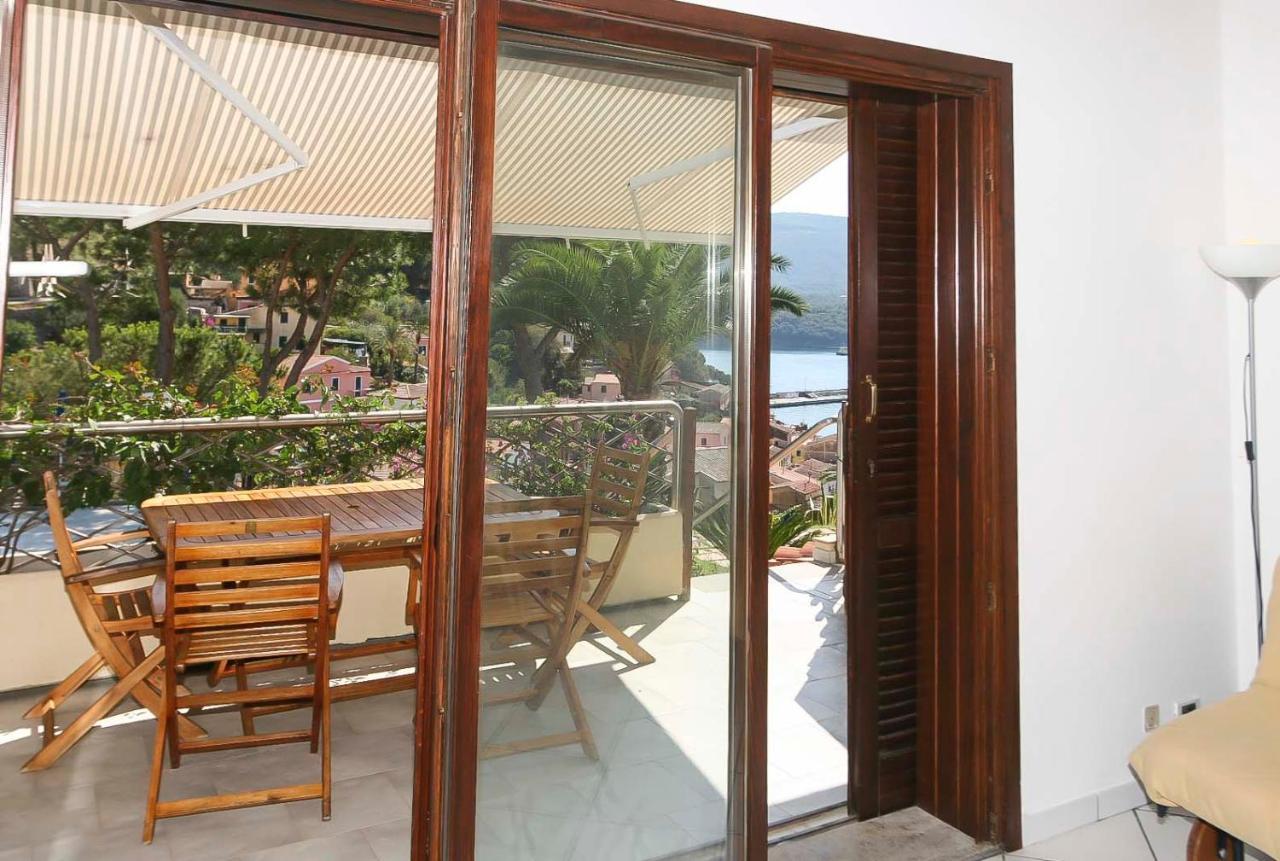 Appartamenti Residence Il Porto 13 E 16 Porto Azzurro Extérieur photo