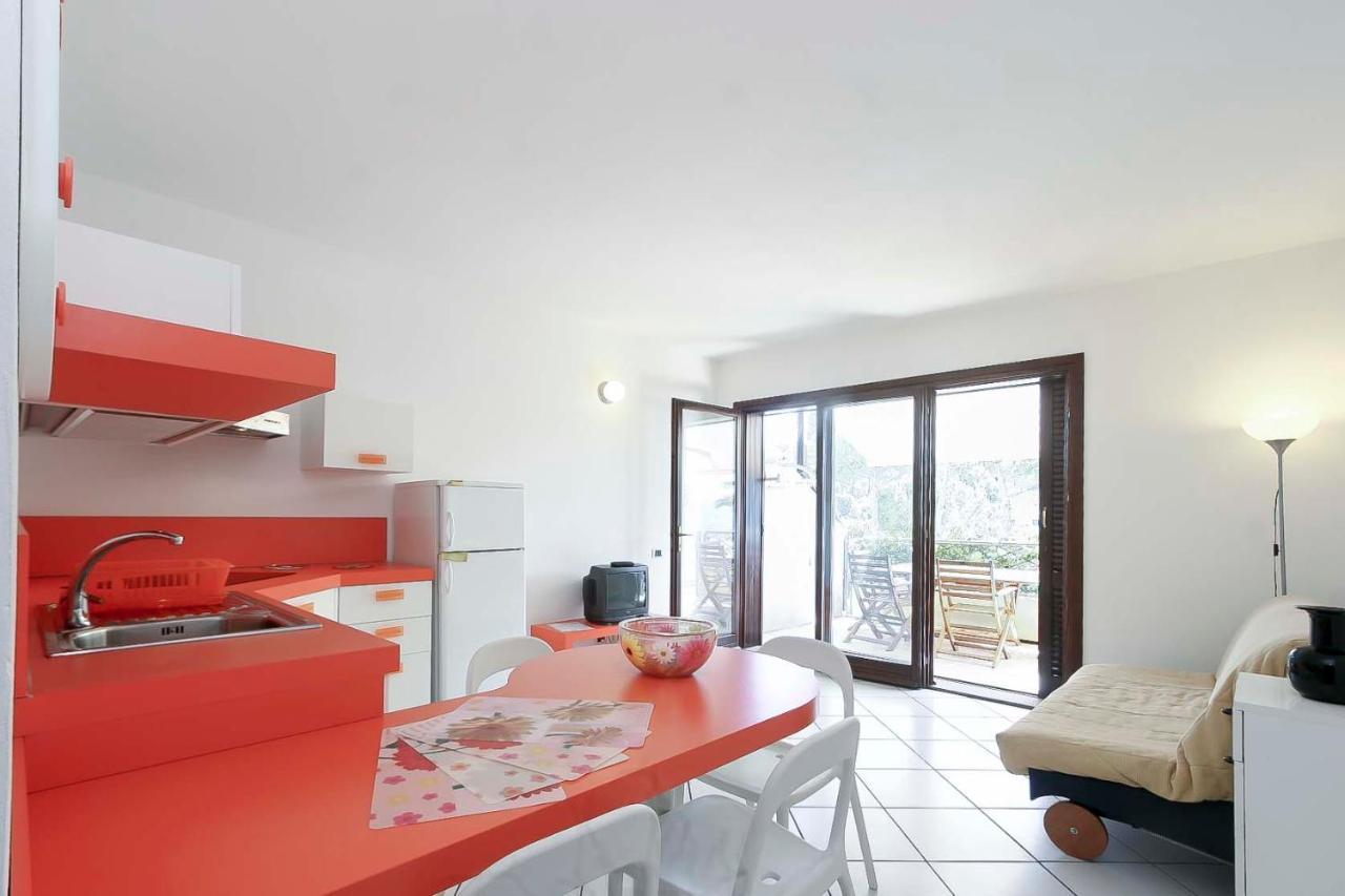 Appartamenti Residence Il Porto 13 E 16 Porto Azzurro Extérieur photo