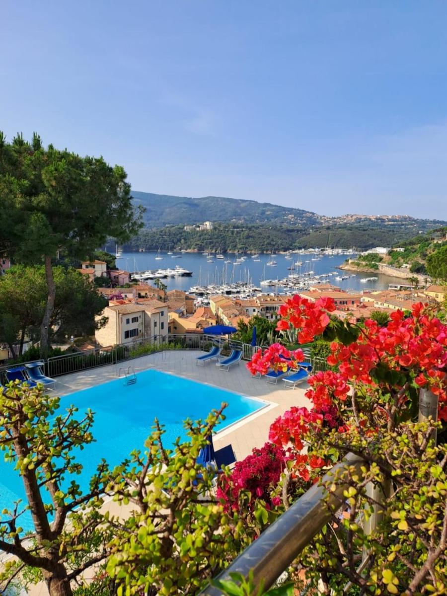 Appartamenti Residence Il Porto 13 E 16 Porto Azzurro Extérieur photo